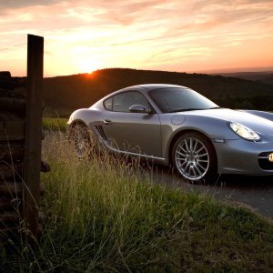 Media 'Porsche_Cayman_Widescreen_76200725733PM771.jpg' in category 'SmartPhone Wallpapers'